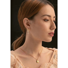 Load image into Gallery viewer, Estrella Necklace
