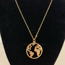 Load image into Gallery viewer, Peregrine Necklace Gold
